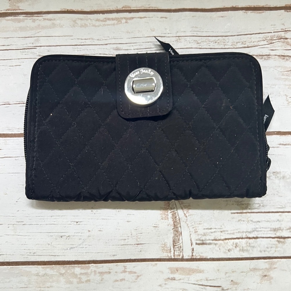 Vera‎ Bradley Turnlock Wallet Black Quilted Microfiber RFID One Size